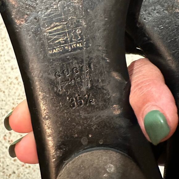 Gucci Coraline Nero Black Suede Thong T strap flats gold bamboo 2014 size 35.5 - Picture 10 of 15